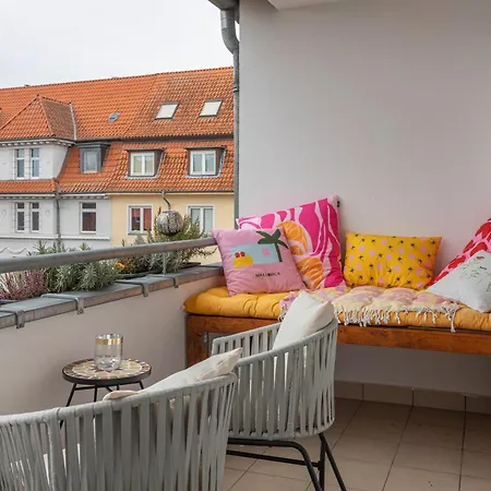 Elegante Mit Balkon Apartment Hannover